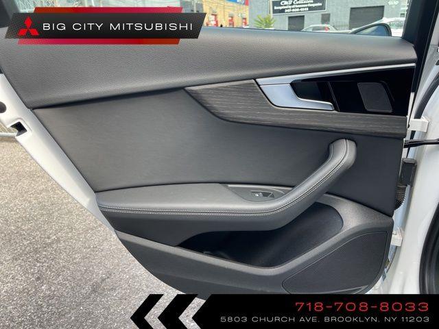 2022 Audi A4 45 S line Premium Plus photo