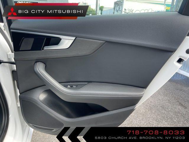 2022 Audi A4 45 S line Premium Plus photo