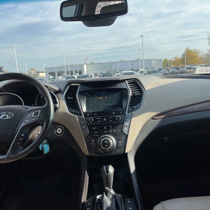 2017 Hyundai Santa Fe Limited Ultimate 3.3L Auto AWD photo