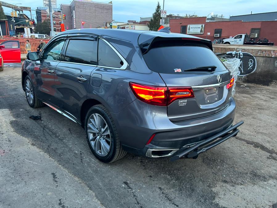 2017 Acura MDX SH-AWD w/Technology Pkg photo