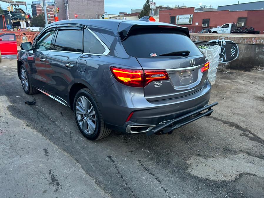 2017 Acura MDX SH-AWD w/Technology Pkg photo