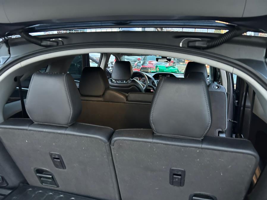 2017 Acura MDX SH-AWD w/Technology Pkg photo