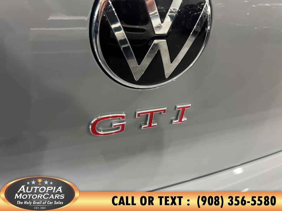 2024 Volkswagen Golf Gti SE photo