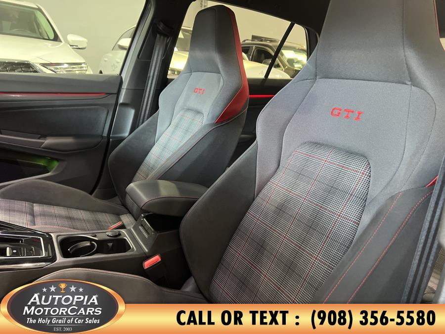 2024 Volkswagen Golf Gti SE photo