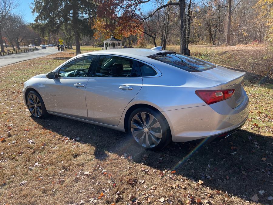 2017 Chevrolet Malibu 4dr Sdn Premier w/2LZ photo