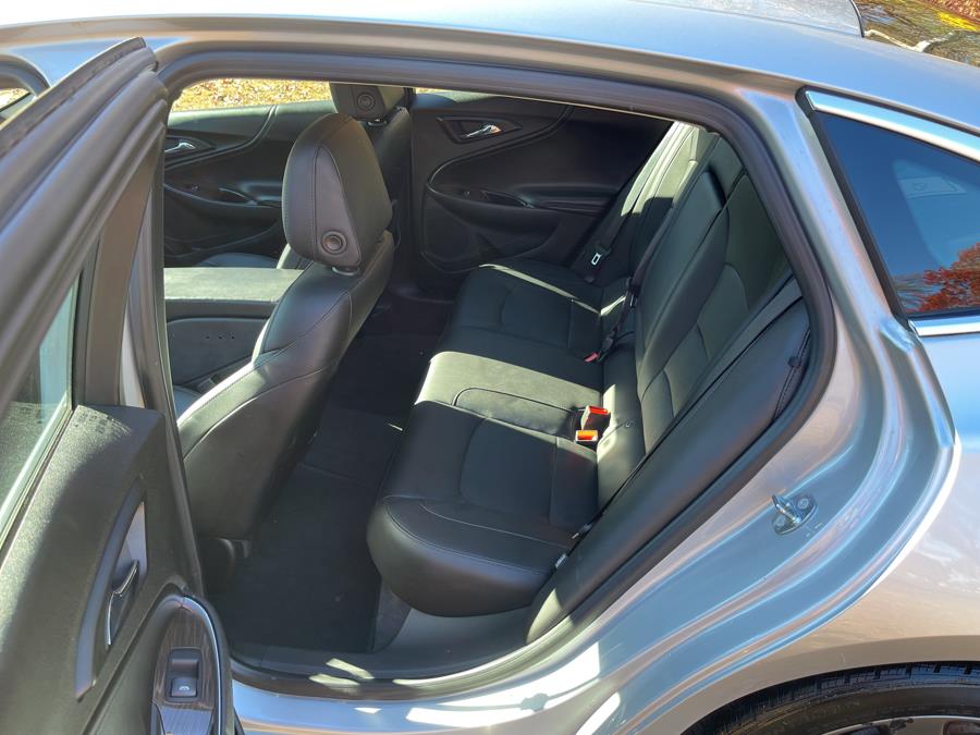 2017 Chevrolet Malibu 4dr Sdn Premier w/2LZ photo