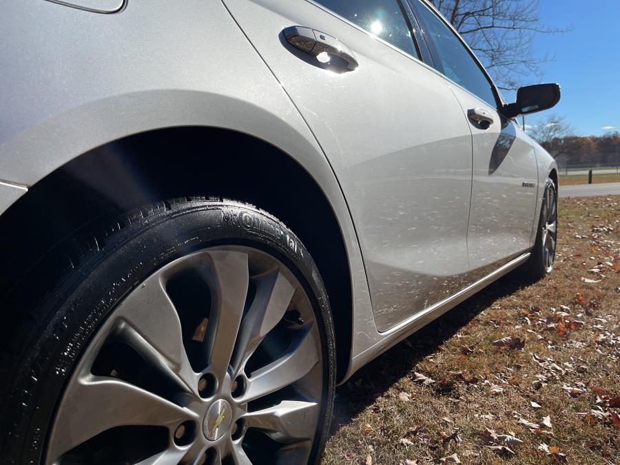 2017 Chevrolet Malibu 4dr Sdn Premier w/2LZ photo