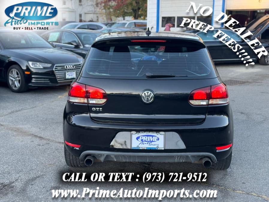 2012 Volkswagen GTI Base PZEV photo
