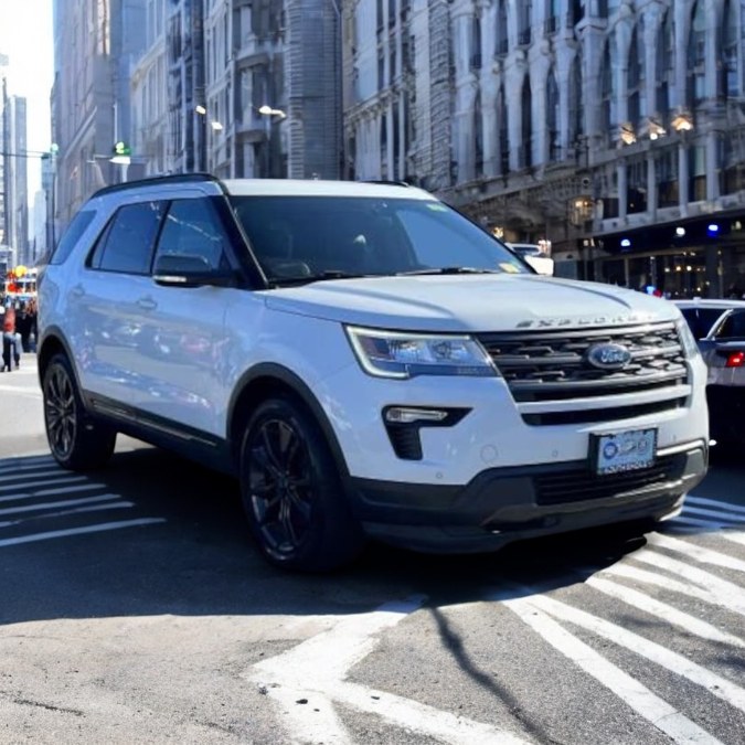 2018 Ford Explorer XLT 4WD photo