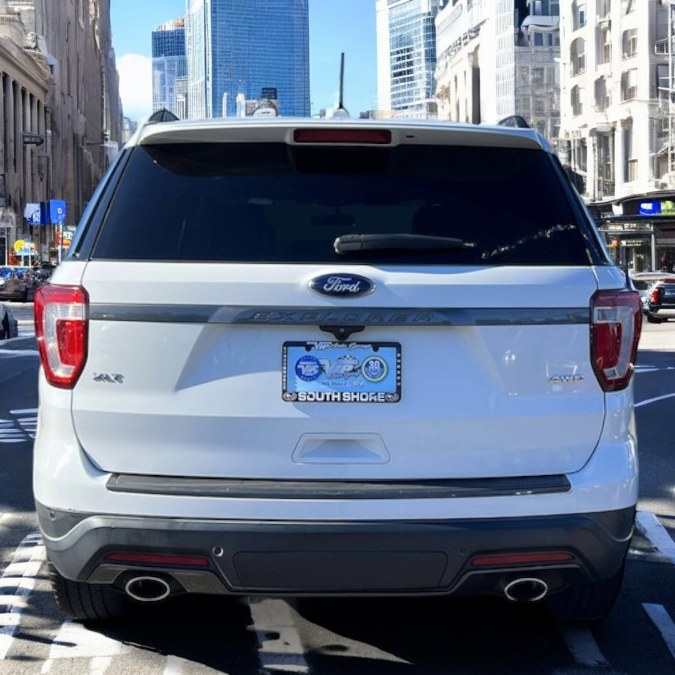 2018 Ford Explorer XLT 4WD photo