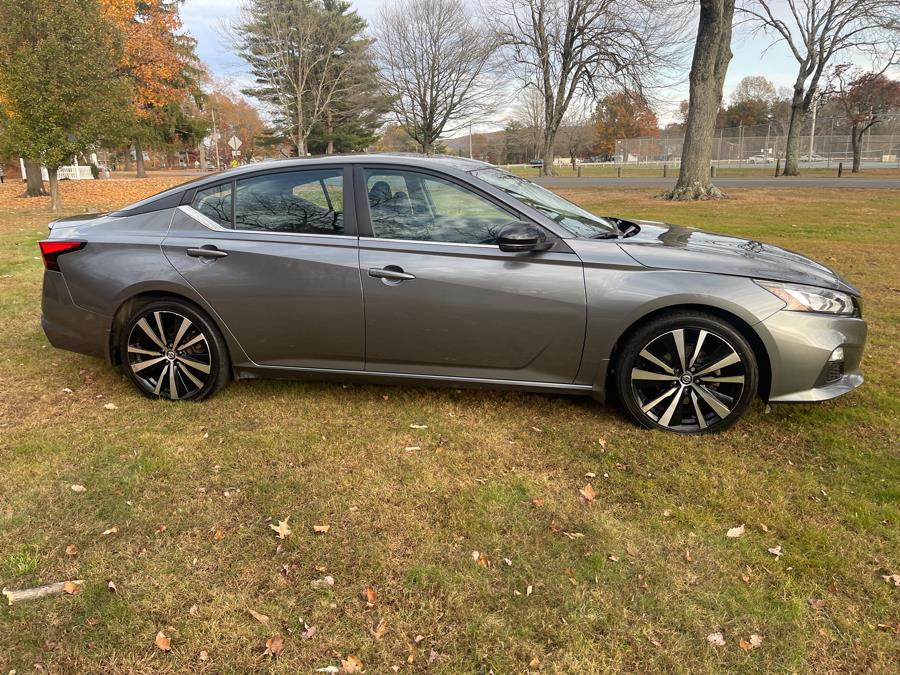 2021 Nissan Altima 2.5 SR Sedan photo
