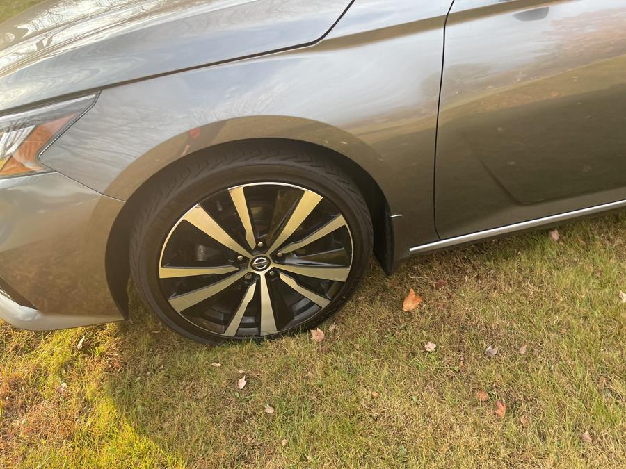 2021 Nissan Altima 2.5 SR Sedan photo