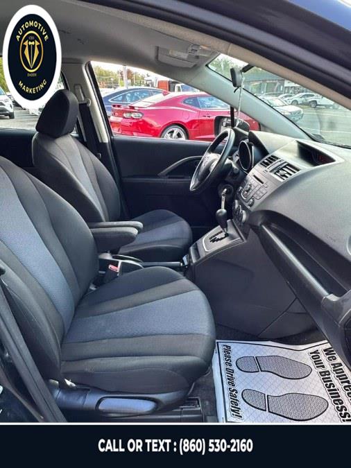 2014 Mazda Mazda5 Sport photo