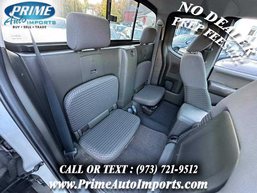 2012 Nissan Frontier SV V6 photo