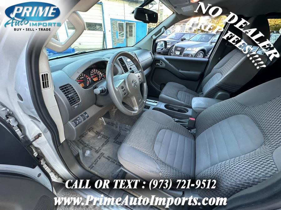 2012 Nissan Frontier SV V6 photo