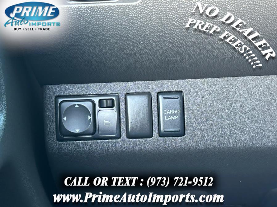 2012 Nissan Frontier SV V6 photo