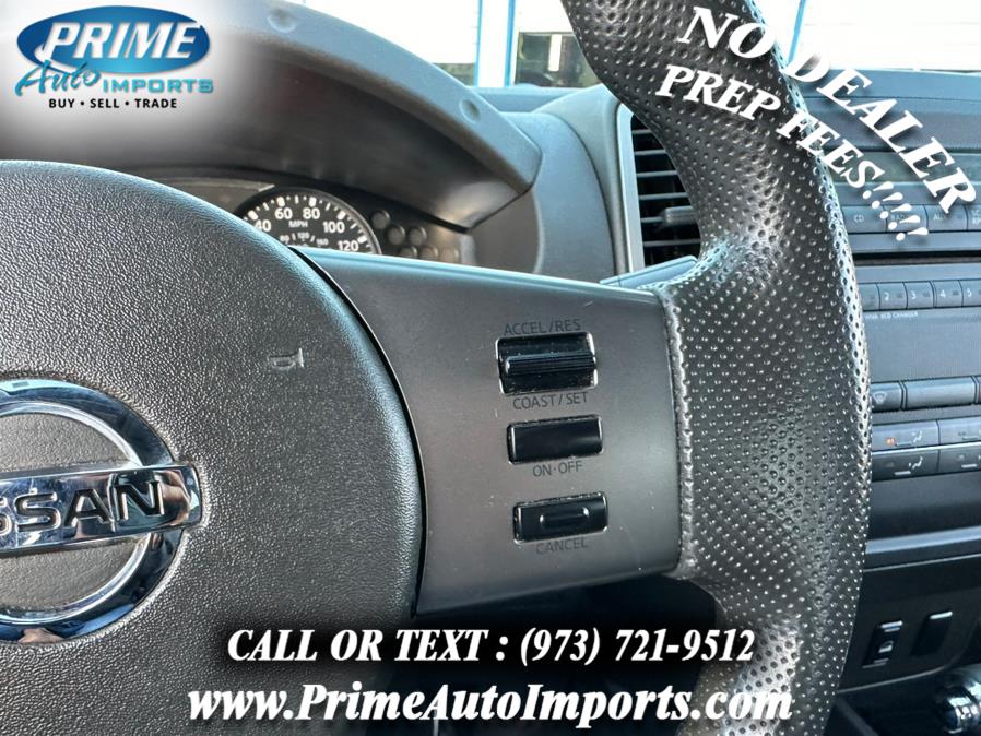 2012 Nissan Frontier SV V6 photo