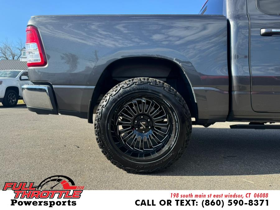 2019 RAM 1500 Big Horn/Lone Star 4x4 Crew Ca photo