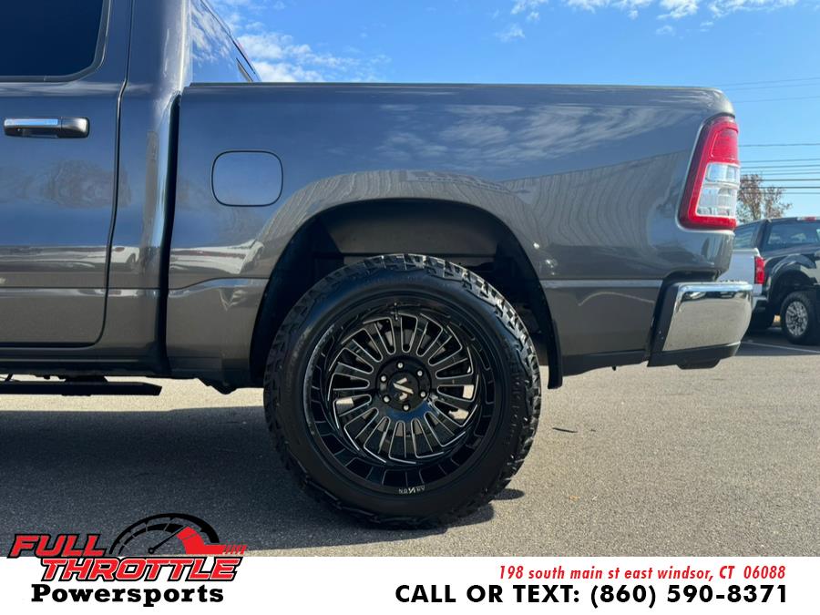 2019 RAM 1500 Big Horn/Lone Star 4x4 Crew Ca photo