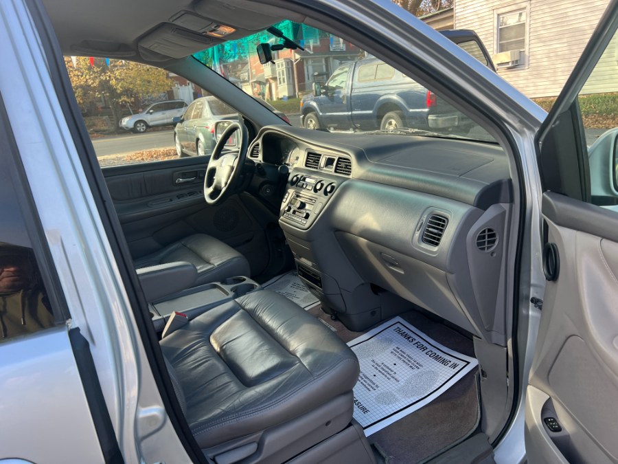2004 Honda Odyssey EX-L photo