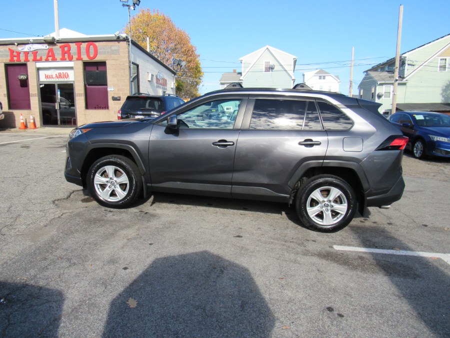 2019 Toyota RAV4 XLE photo