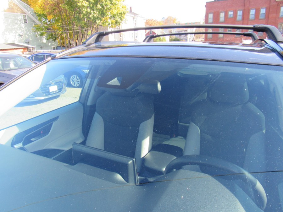 2019 Toyota RAV4 XLE photo