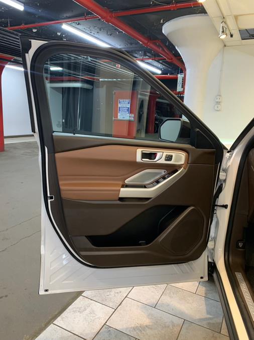 2021 Ford Explorer King Ranch 4WD photo