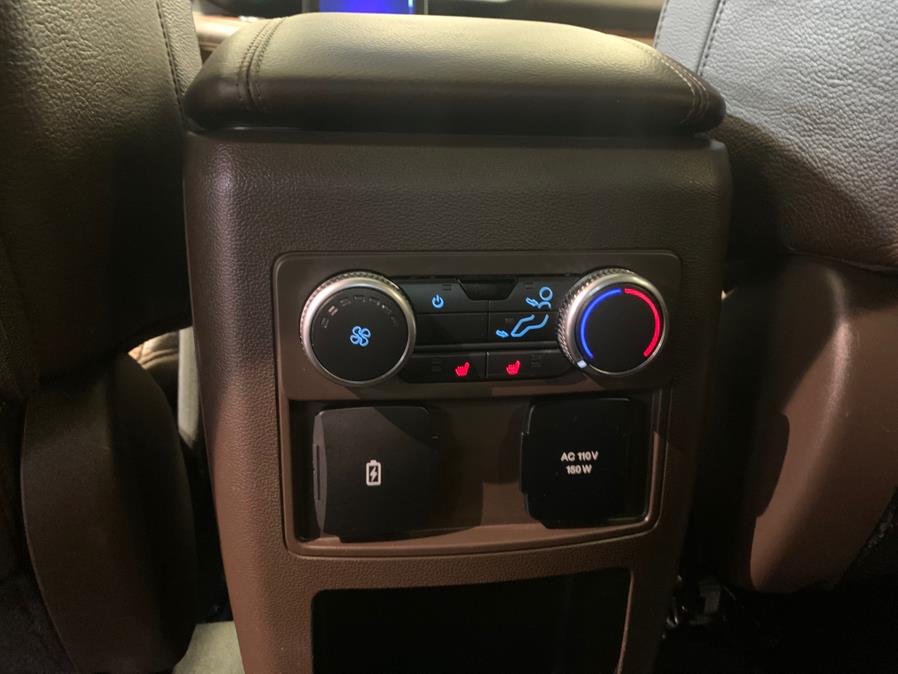 2021 Ford Explorer King Ranch 4WD photo