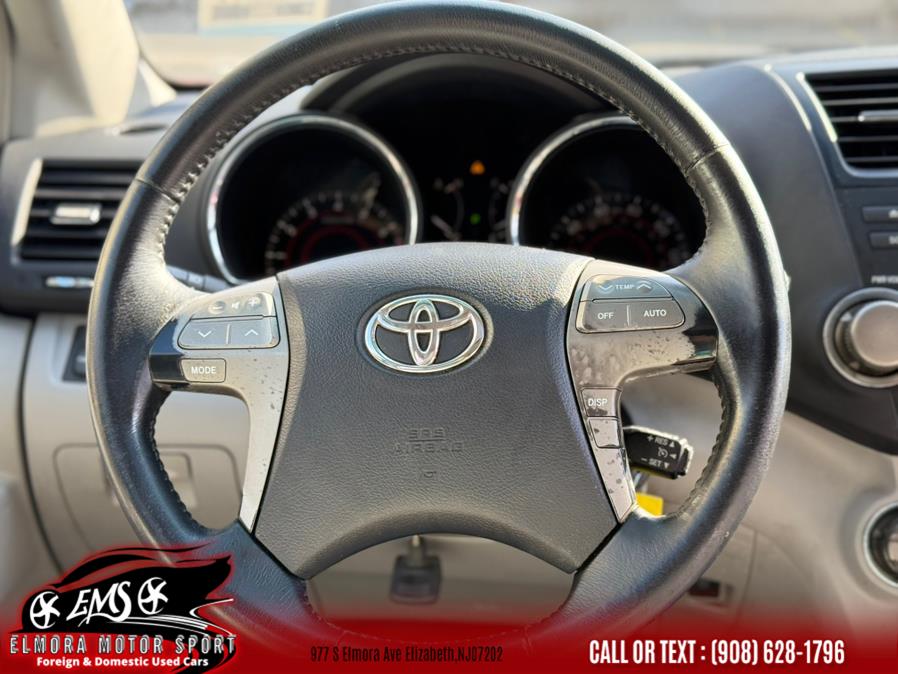 2008 Toyota Highlander Sport photo