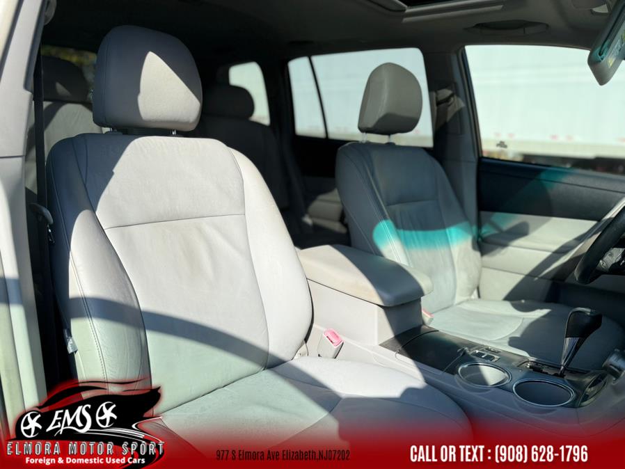 2008 Toyota Highlander Sport photo
