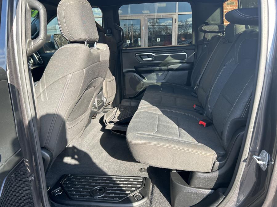 2019 RAM 1500 Big Horn/Lone Star 4x4 Crew Ca photo