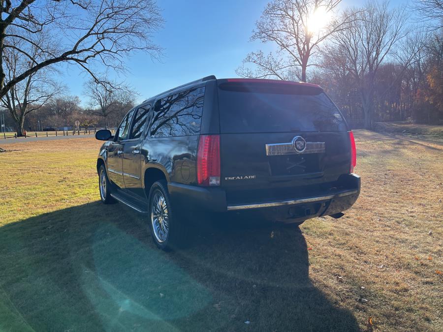 2008 Cadillac Escalade ESV photo