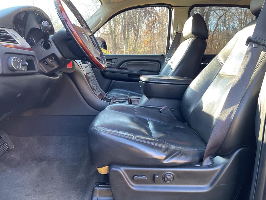 2008 Cadillac Escalade ESV photo