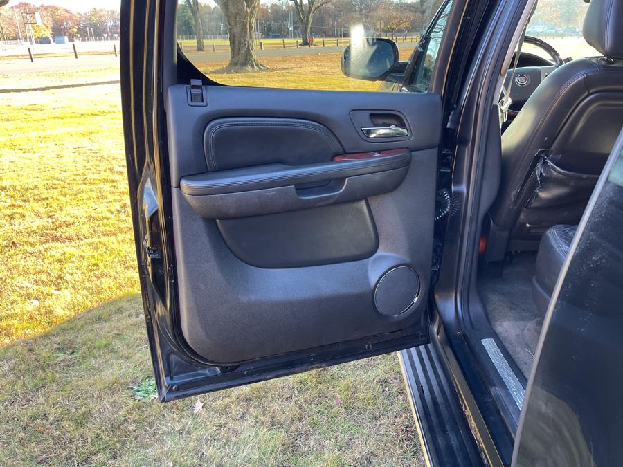 2008 Cadillac Escalade ESV photo