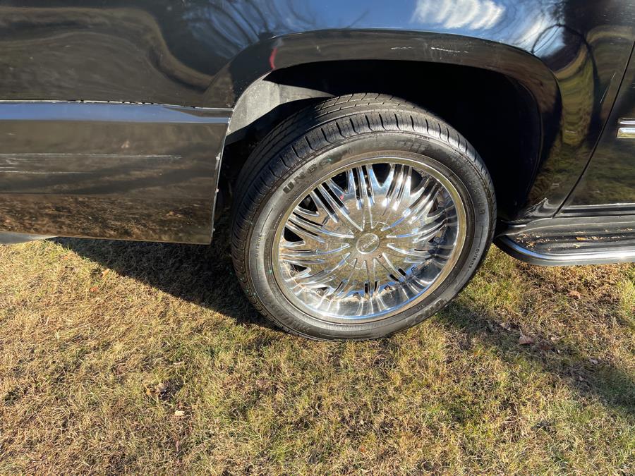 2008 Cadillac Escalade ESV photo