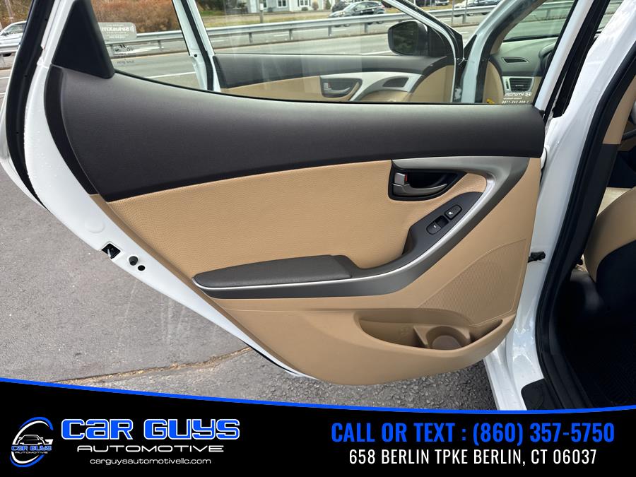 2013 Hyundai Elantra GLS photo