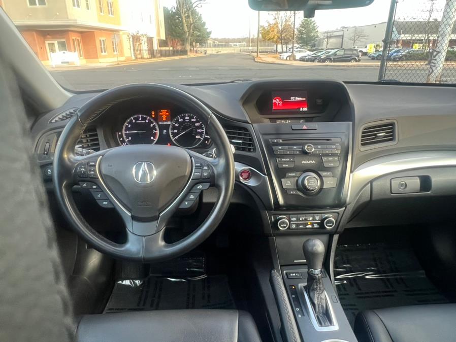 2018 Acura ILX Special Edition Sedan photo