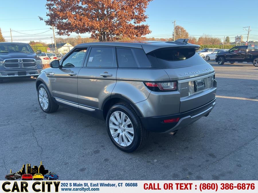 2017 Land Rover Range Rover Evoque 5 Door HSE photo
