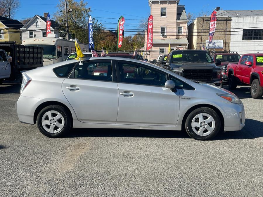2010 Toyota Prius II photo