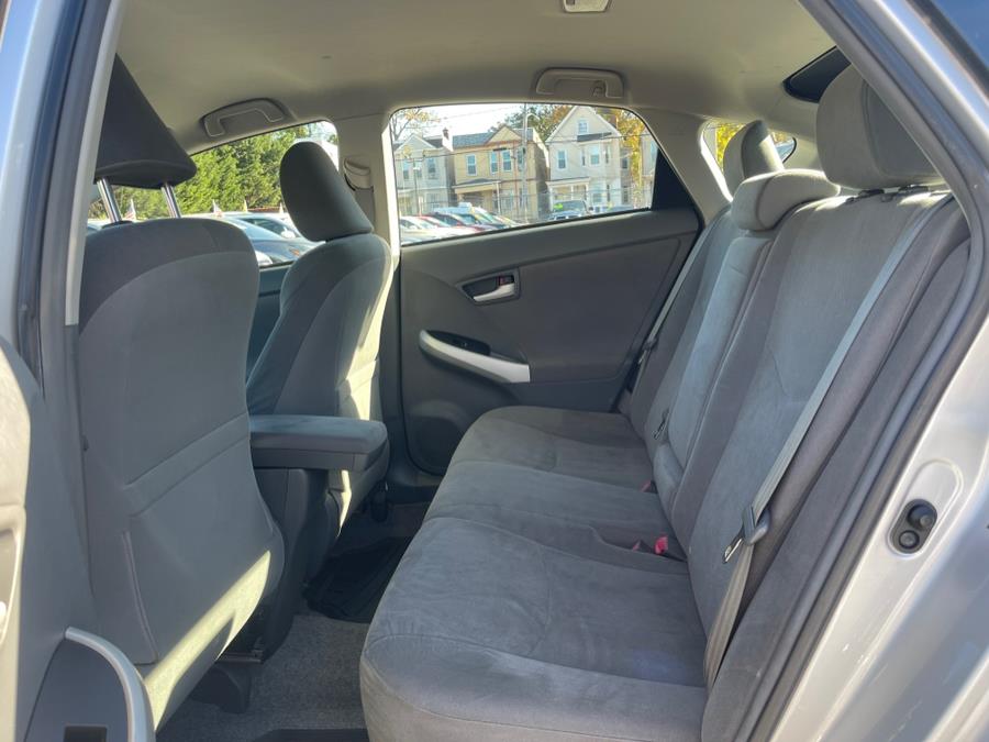 2010 Toyota Prius II photo