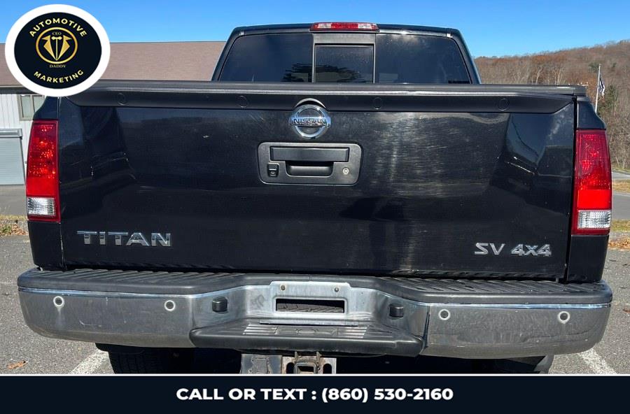 2014 Nissan Titan SV photo