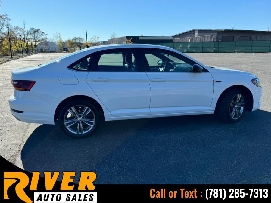 2019 Volkswagen Jetta R-Line Auto w/ULEV photo