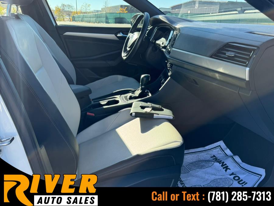 2019 Volkswagen Jetta R-Line Auto w/ULEV photo