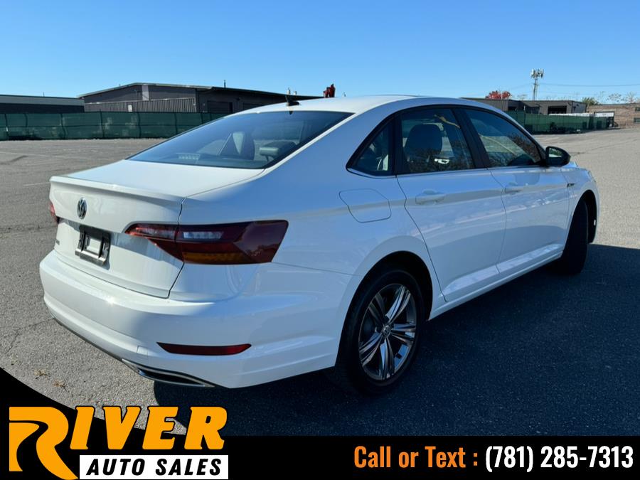 2019 Volkswagen Jetta R-Line Auto w/ULEV photo