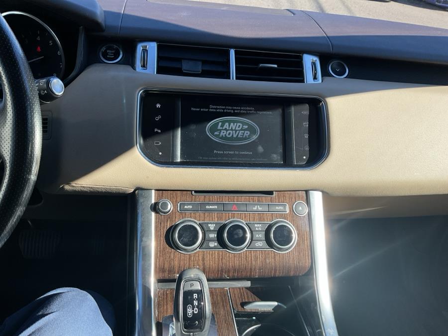 2016 Land Rover Range Rover Sport 4WD 4dr V6 HSE photo