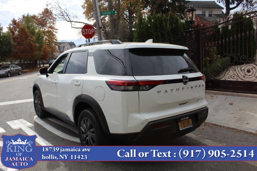 2022 Nissan Pathfinder SV 4WD photo