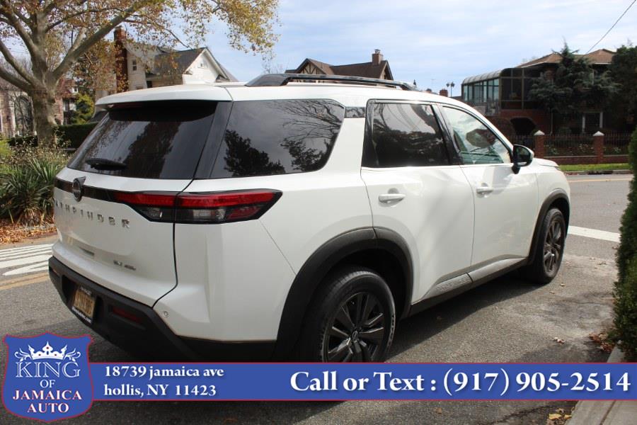 2022 Nissan Pathfinder SV 4WD photo