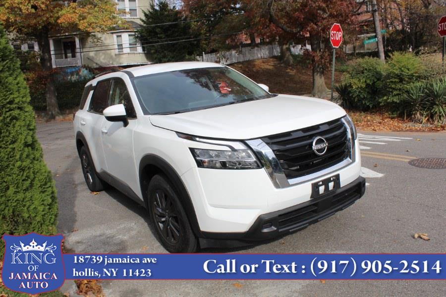 2022 Nissan Pathfinder SV 4WD photo