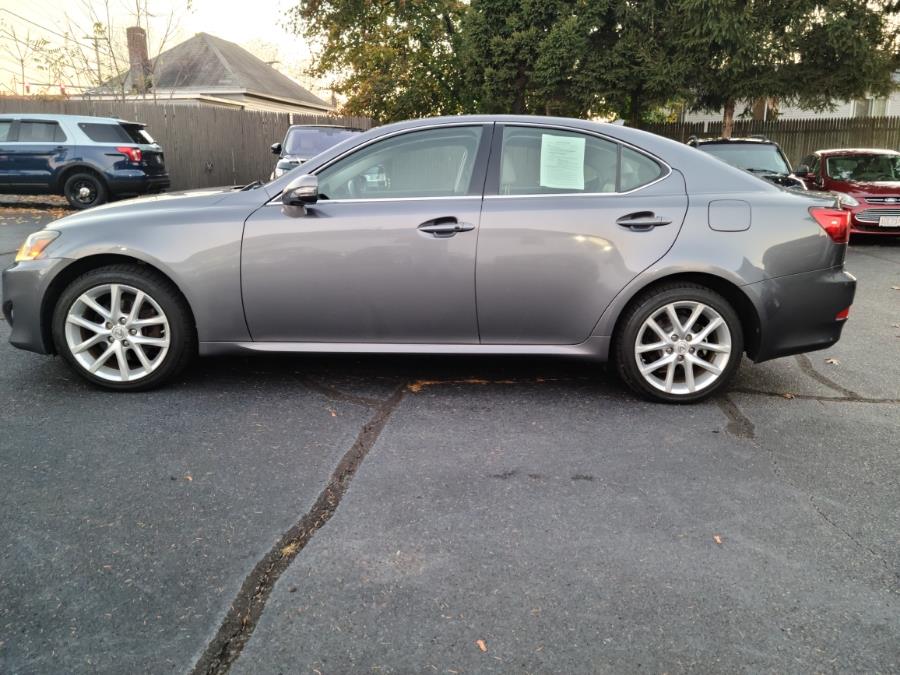 2012 Lexus IS 250 photo
