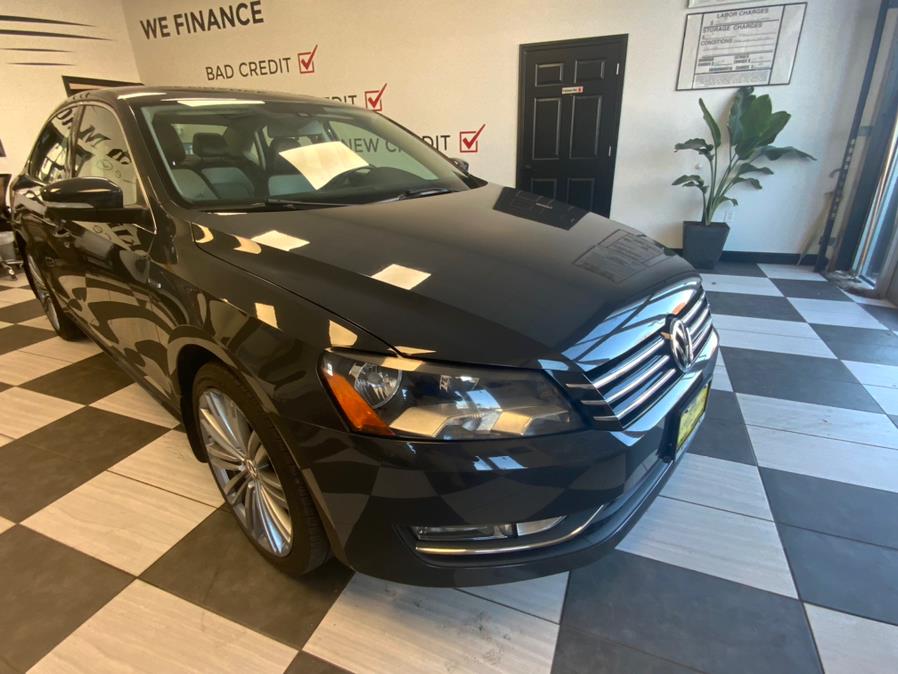 2015 Volkswagen Passat 4dr Sdn 1.8T Auto Sport PZEV photo